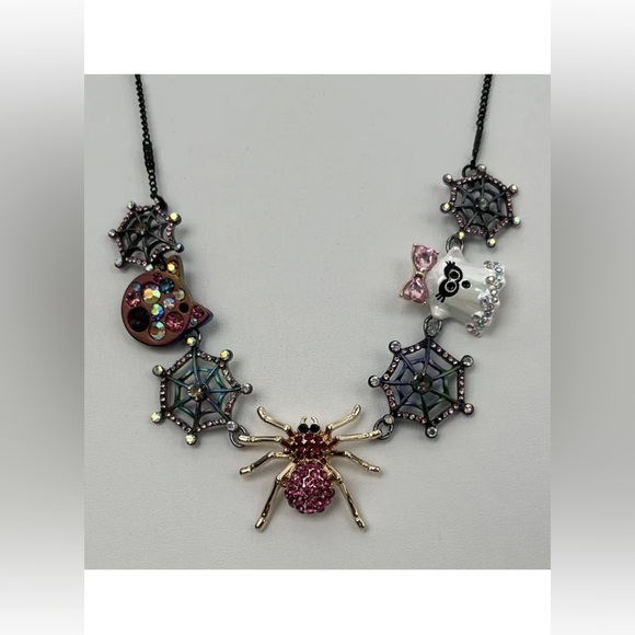 NWT 👻💖🖤 Betsey Johnson Spider Ghost Cat 🕸 🐈‍⬛ Necklace Halloween - Picture 4 of 11